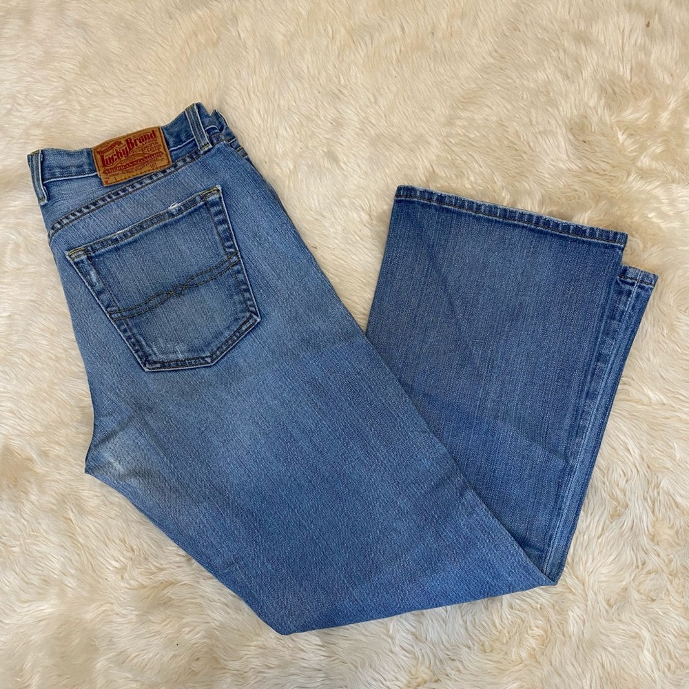 lucky brand slim bootleg short womens jeans Size 34, Button Fly